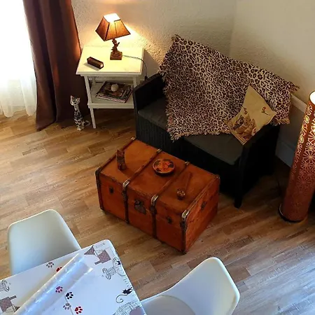 La Maison Des Chats Valros